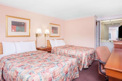 Knights Inn Augusta image 10
