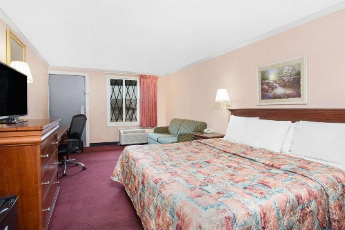 Knights Inn Augusta image 15